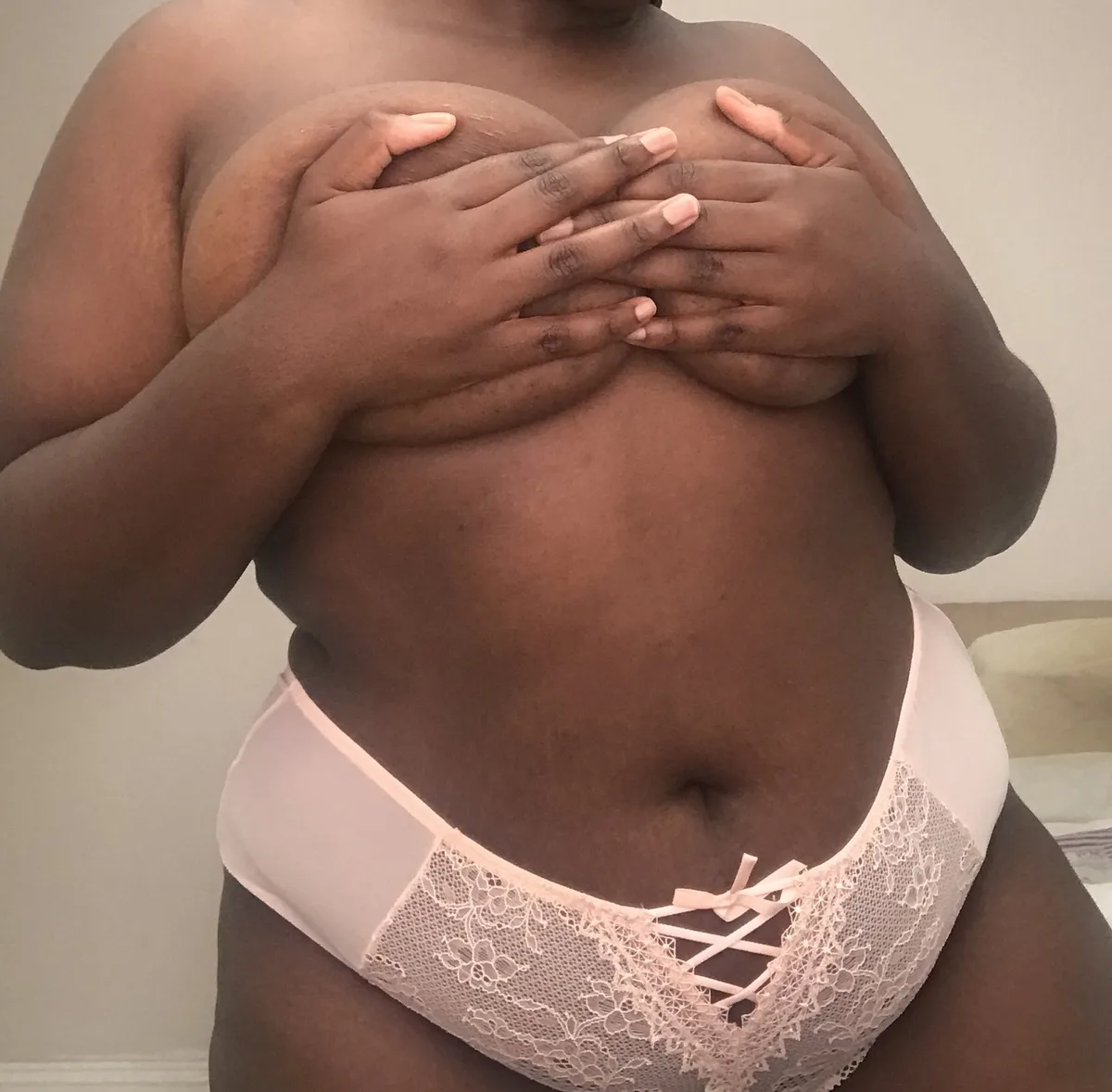 Klara escort Praha