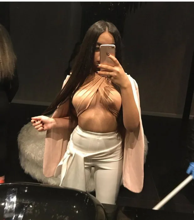 Alexandra escort 