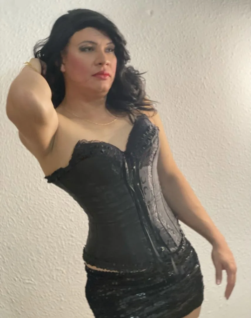 Nicol Fernandez escort 
